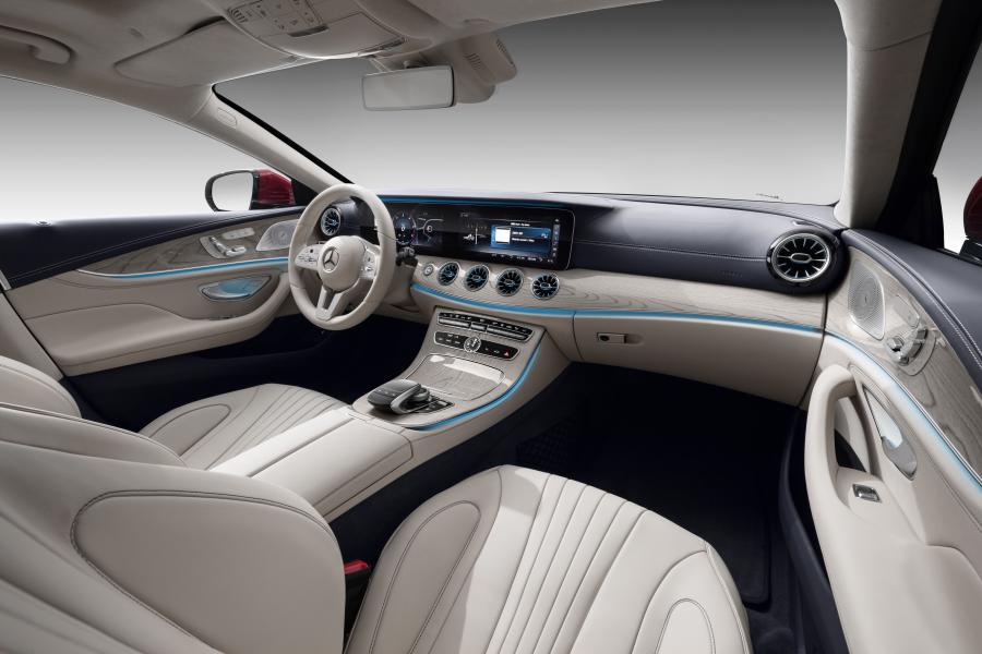 Интерьер Mercedes-Benz CLS450 (C257) 2018 года  (WW) (фото 15 из 21)